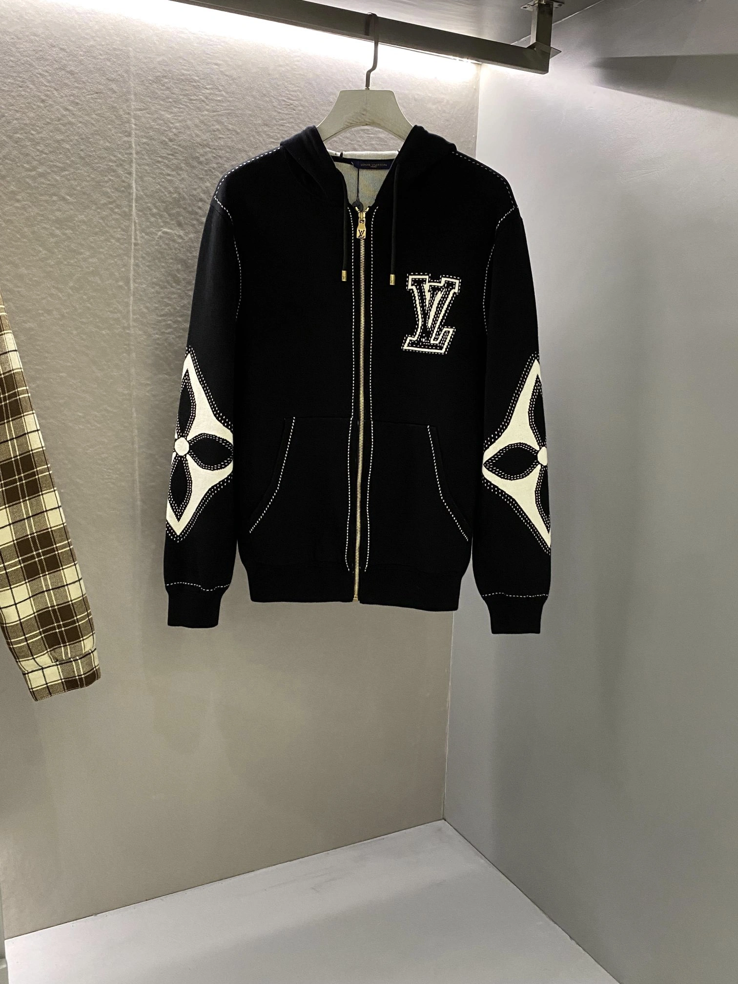 wg.luxury- 8V Monogram item:D-F361J0501